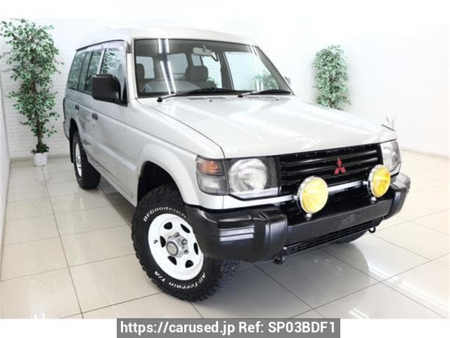 1992 Mitsubishi Pajero JDM car for sale — photo 2 of 3