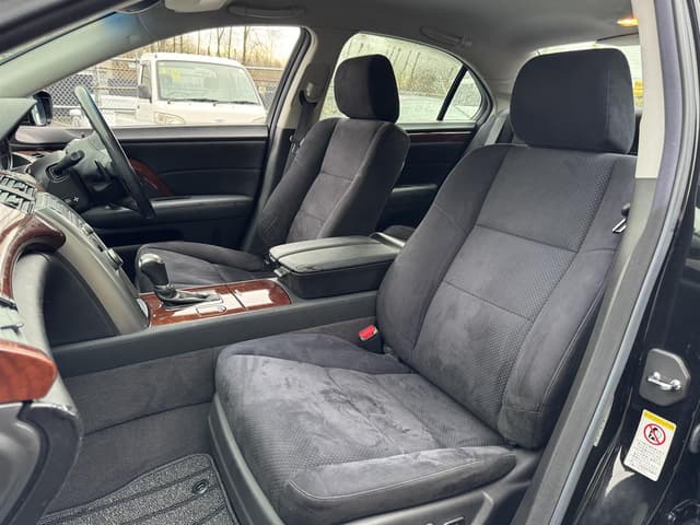 2010 Honda Legend JDM car for sale — photo 11 of 19
