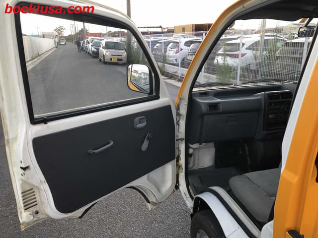 1993 Mitsubishi Minicab JDM car for sale — photo 8 of 22