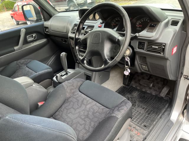1997 Mitsubishi Pajero JDM car for sale — photo 10 of 17