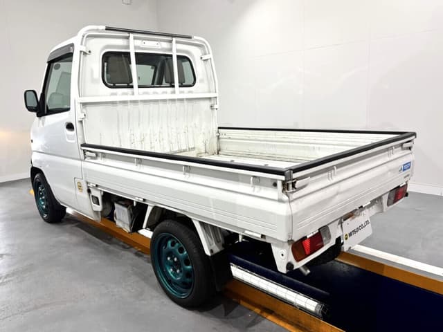 2000 Mitsubishi Minicab JDM car for sale — photo 3 of 25