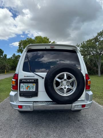 1999 Mitsubishi Pajero JDM car for sale — photo 17 of 25