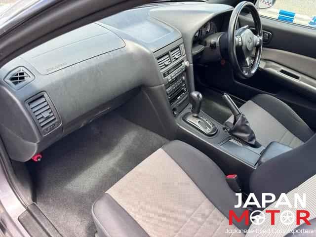 1998 Nissan Skyline JDM car for sale — photo 6 of 8