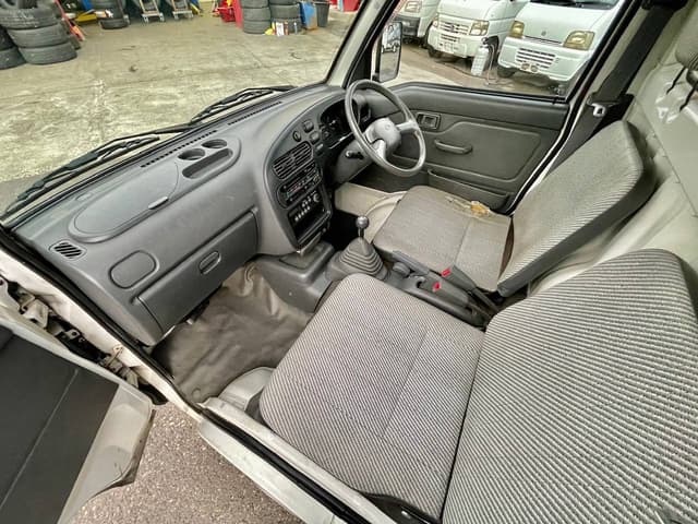 1998 Daihatsu Hijet JDM car for sale — photo 24 of 25