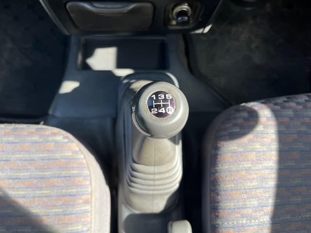 1999 Daihatsu Hijet JDM car for sale — photo 16 of 16