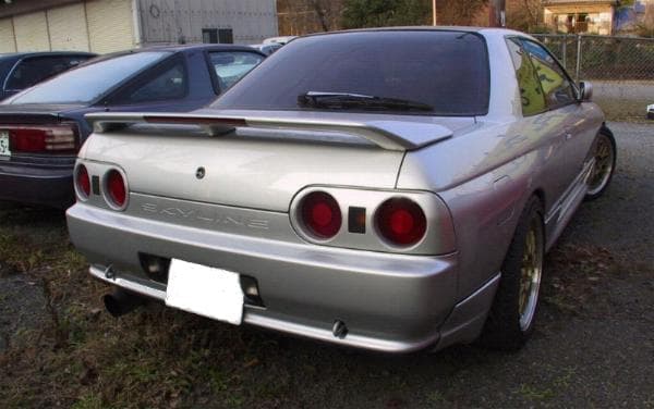 1992 Nissan Skyline JDM car for sale — photo 2 of 3