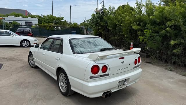 1999 Nissan Skyline JDM car for sale — photo 7 of 12