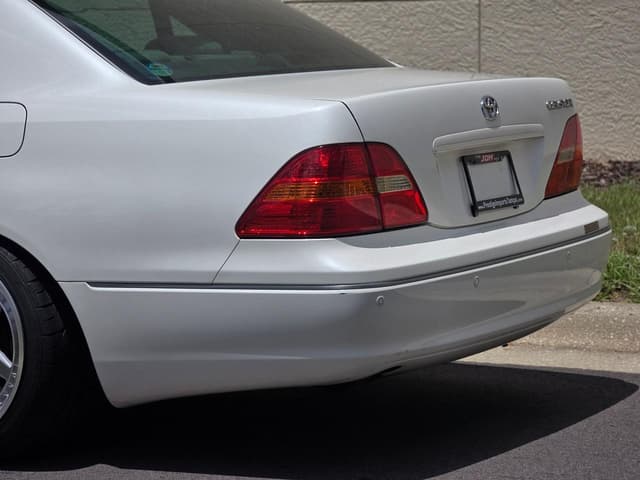 2000 Toyota Celsior JDM car for sale — photo 22 of 25