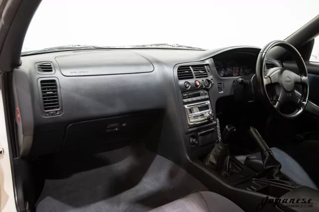 1997 Nissan Skyline JDM car for sale — photo 9 of 25