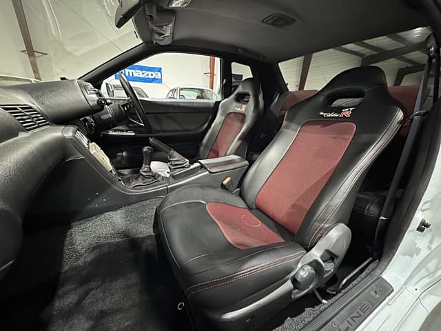 1995 Nissan Skyline JDM car for sale — photo 12 of 23