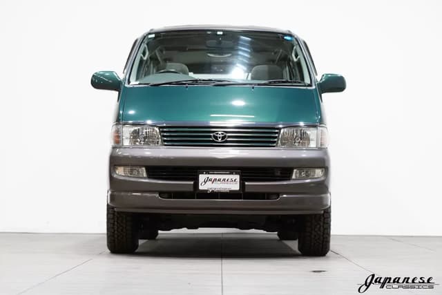 1997 Toyota HiAce JDM car for sale — photo 2 of 25