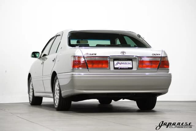 1999 Toyota Crown JDM car for sale — photo 6 of 25