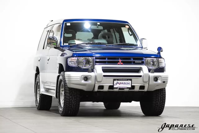1997 Mitsubishi Pajero JDM car for sale — photo 3 of 25