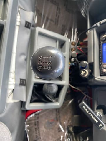1994 Isuzu JDM car for sale — photo 15 of 18