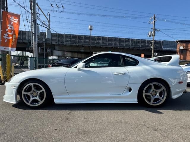 1998 Toyota Supra JDM car for sale — photo 4 of 5