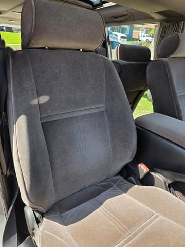 1999 Toyota HiAce JDM car for sale — photo 21 of 24
