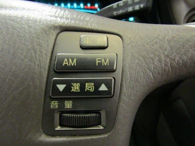 1989 Toyota Soarer JDM car for sale — photo 23 of 25