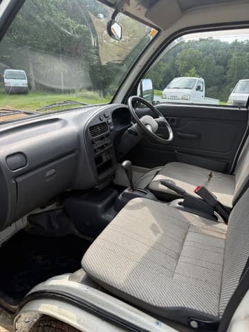 1995 Daihatsu Hijet JDM car for sale — photo 10 of 18