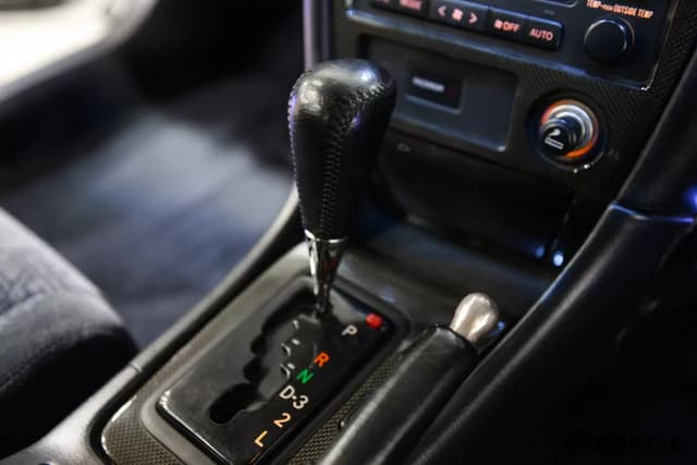 1999 Toyota Chaser JDM car for sale — photo 9 of 25