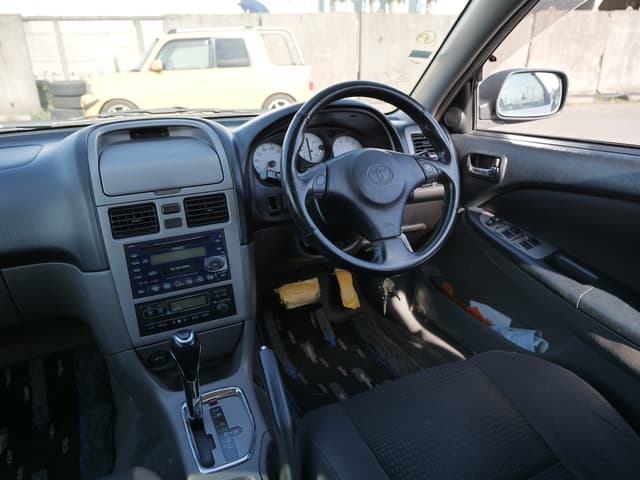 2000 Toyota Caldina JDM car for sale — photo 20 of 22