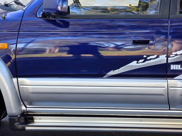 1996 Toyota Hilux Surf JDM car for sale — photo 12 of 25
