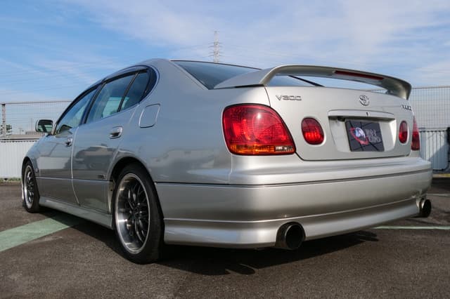 1999 Toyota Aristo JDM car for sale — photo 24 of 25