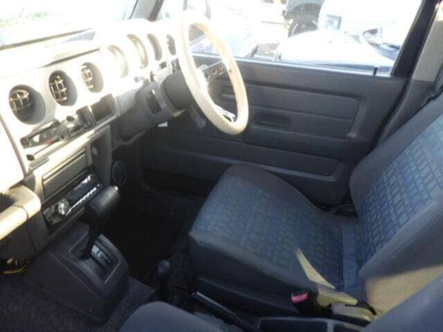 1997 Suzuki Jimny JDM car for sale — photo 3 of 7