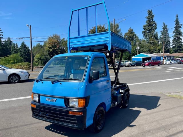 1998 Daihatsu Hijet JDM car for sale — photo 6 of 25
