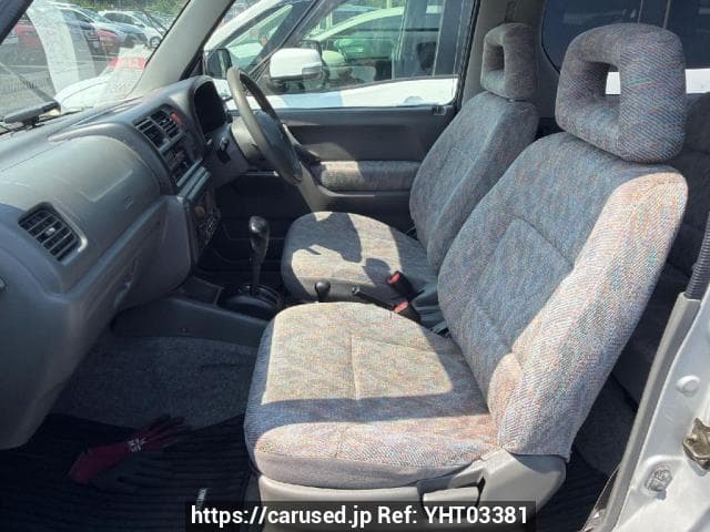 2001 Suzuki Jimny JDM car for sale — photo 10 of 25