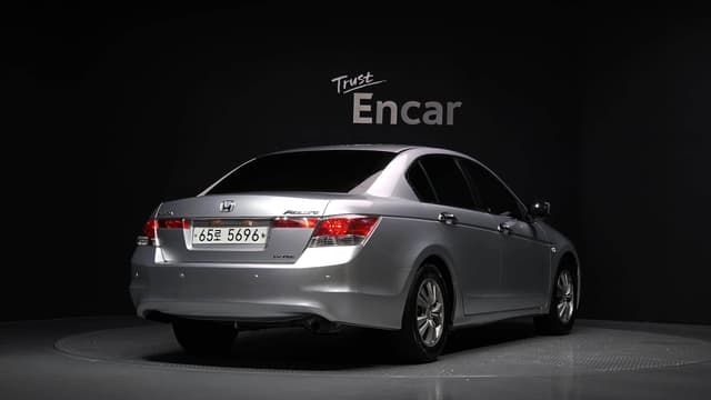 2008 Honda Accord JDM car for sale — photo 2 of 20