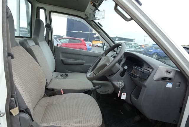 2002 Toyota Lite Ace JDM car for sale — photo 17 of 25