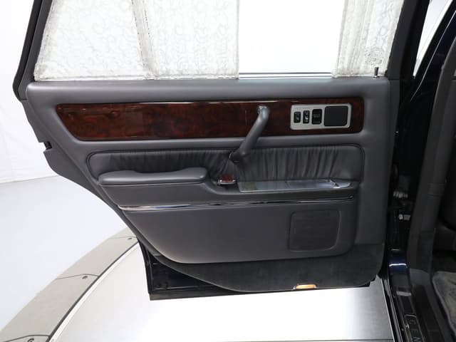 1997 Toyota Century JDM car for sale — photo 20 of 25