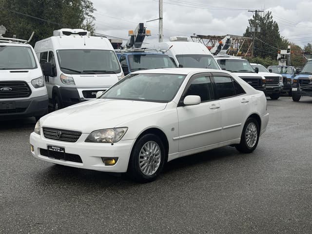 2005 Toyota Altezza JDM car for sale — photo 3 of 18
