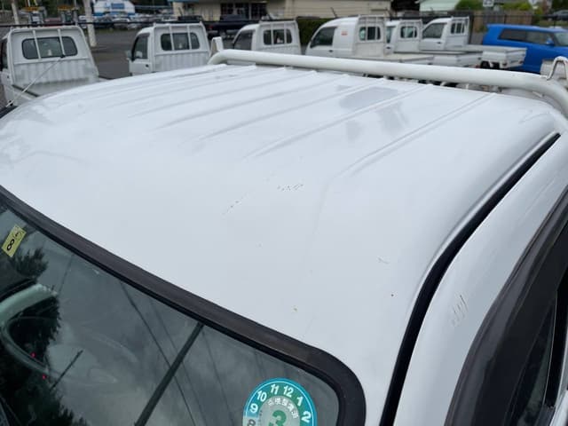 1998 Daihatsu Hijet JDM car for sale — photo 11 of 25