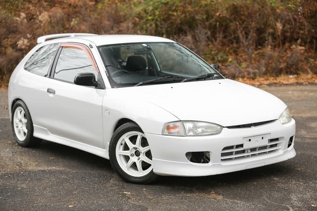 1996 Mitsubishi Mirage JDM car for sale — photo 5 of 10