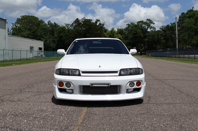 1997 Nissan Skyline JDM car for sale — photo 2 of 18