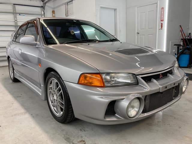 1996 Mitsubishi Lancer Evolution JDM car for sale — photo 3 of 25