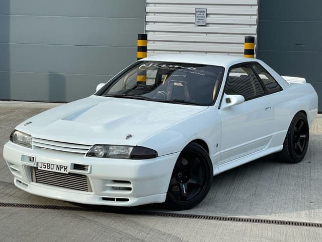 1991 Nissan Skyline JDM car for sale — photo 5 of 25