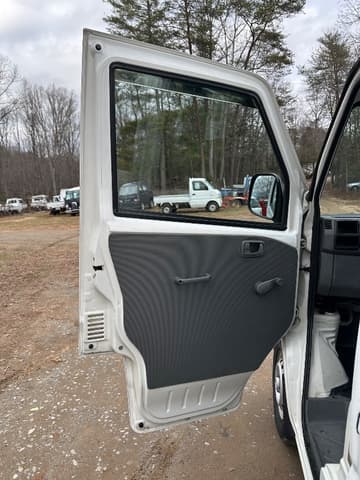 2000 Mitsubishi Minicab JDM car for sale — photo 14 of 25