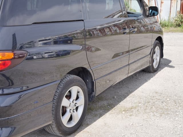 2001 Toyota Estima JDM car for sale — photo 16 of 25