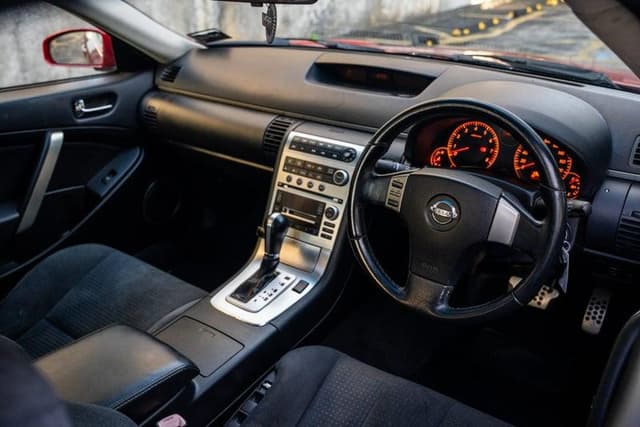 2005 Nissan Skyline JDM car for sale — photo 16 of 17