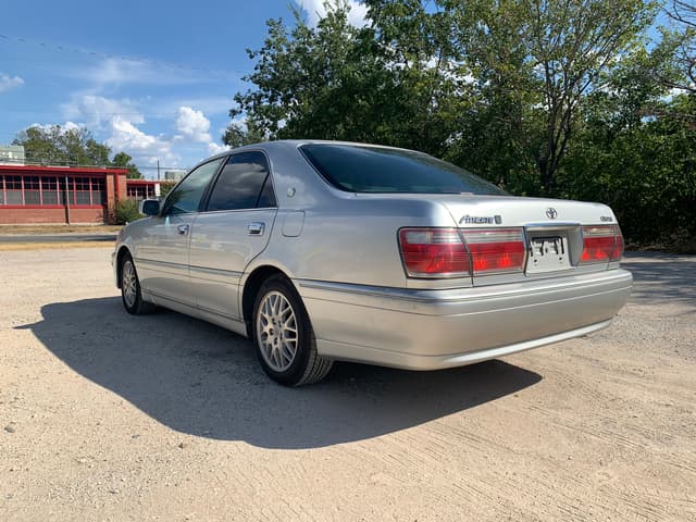 2000 Toyota Crown JDM car for sale — photo 11 of 14