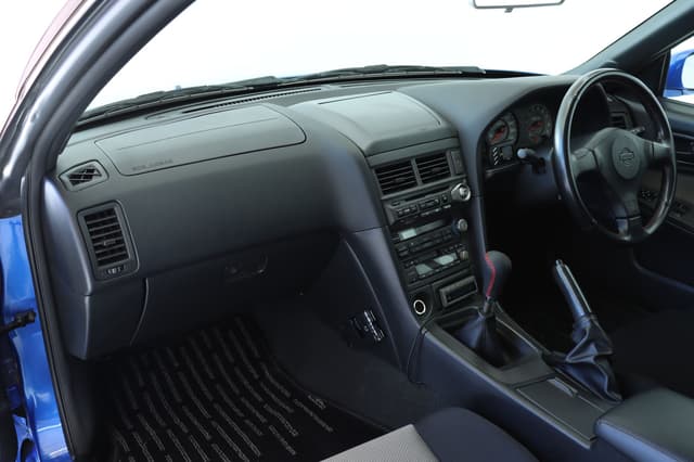 2000 Nissan Skyline JDM car for sale — photo 11 of 25