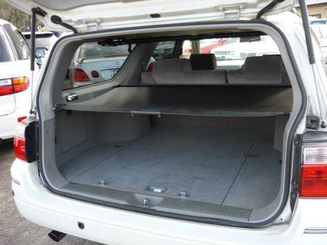 1998 Nissan Stagea JDM car for sale — photo 6 of 8