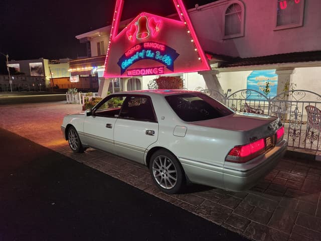 1999 Toyota Crown JDM car for sale — photo 16 of 24