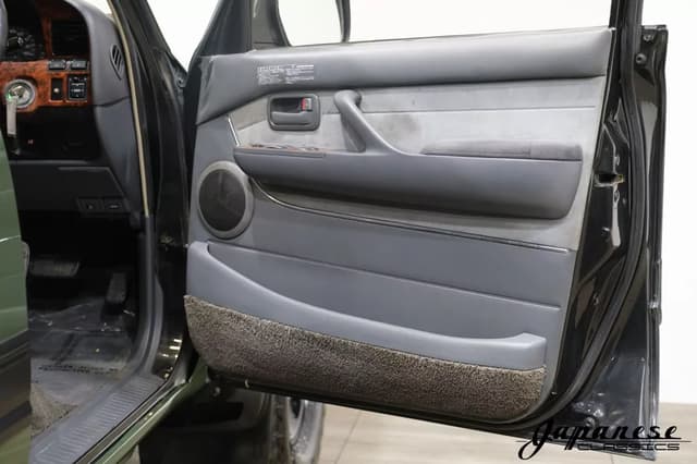 1993 Toyota Land Cruiser JDM car for sale — photo 21 of 25