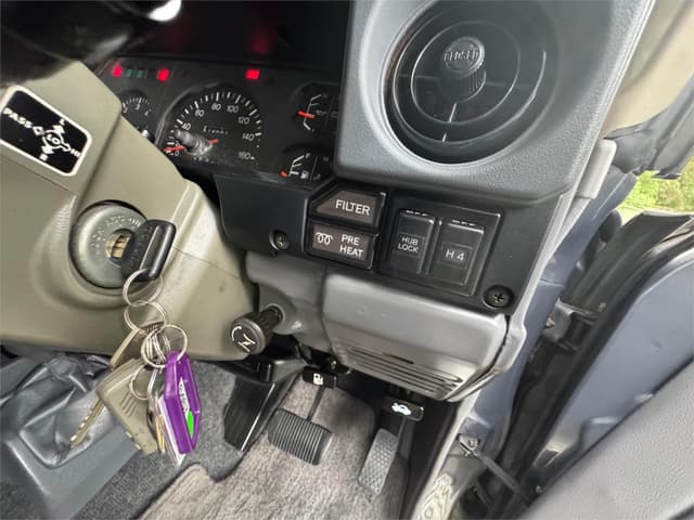 1999 Toyota Land Cruiser JDM car for sale — photo 19 of 25