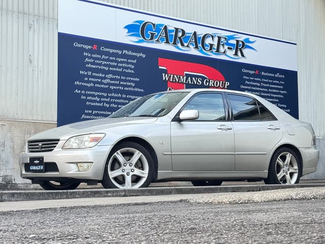 1998 Toyota Altezza JDM car for sale — photo 5 of 25