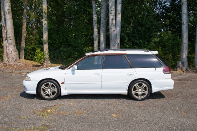 1996 Subaru Legacy JDM car for sale — photo 8 of 15
