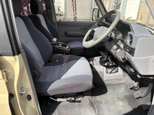 1991 Toyota Land Cruiser JDM car for sale — photo 6 of 9